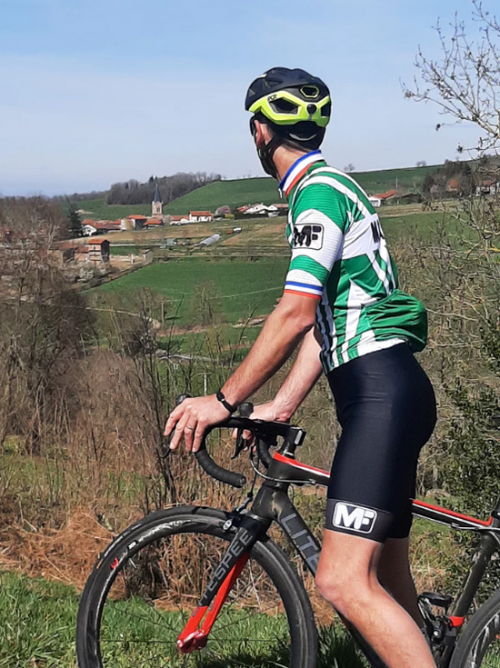 Tenue cycliste homme : alliez performance, confort et élégance avec Manufrance