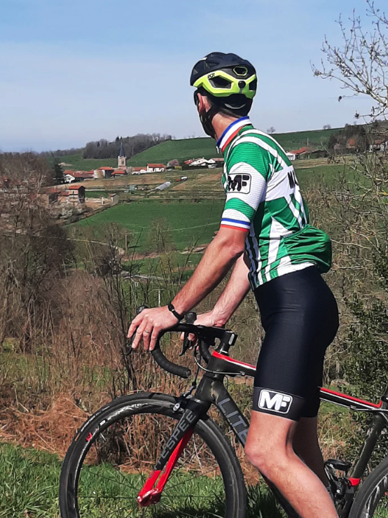 Tenue cycliste homme : alliez performance, confort et élégance avec Manufrance
