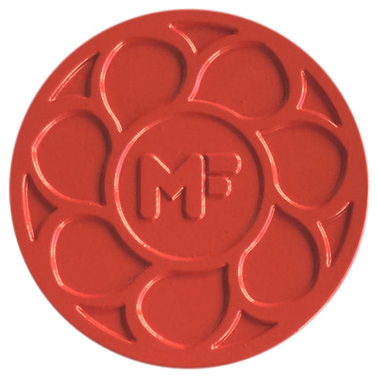 Manufrance Red cast iron trivet