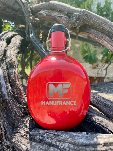 Manufrance the original oval metal water bottle Red