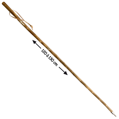 Bâton De Marche En Pin Verni C.A.O – 110 Cm – Ø 2,5 Cm – Pointe Métallique + Embout Caoutchouc + Lanière